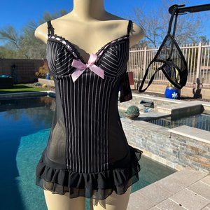 Sexy matching lingerie stripe